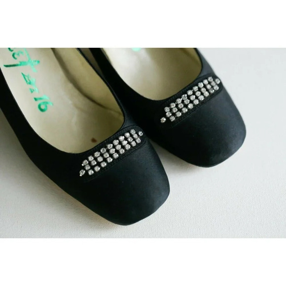 Vintage Hand Made Back Satin Rhinestone  Slip on Heels 6.5 - Picture 2 of 8